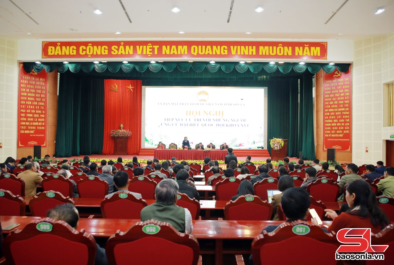 Tin tưởng, đồng tình với chương trình hành động của các ứng cử viên đại biểu Quốc hội khóa XVI