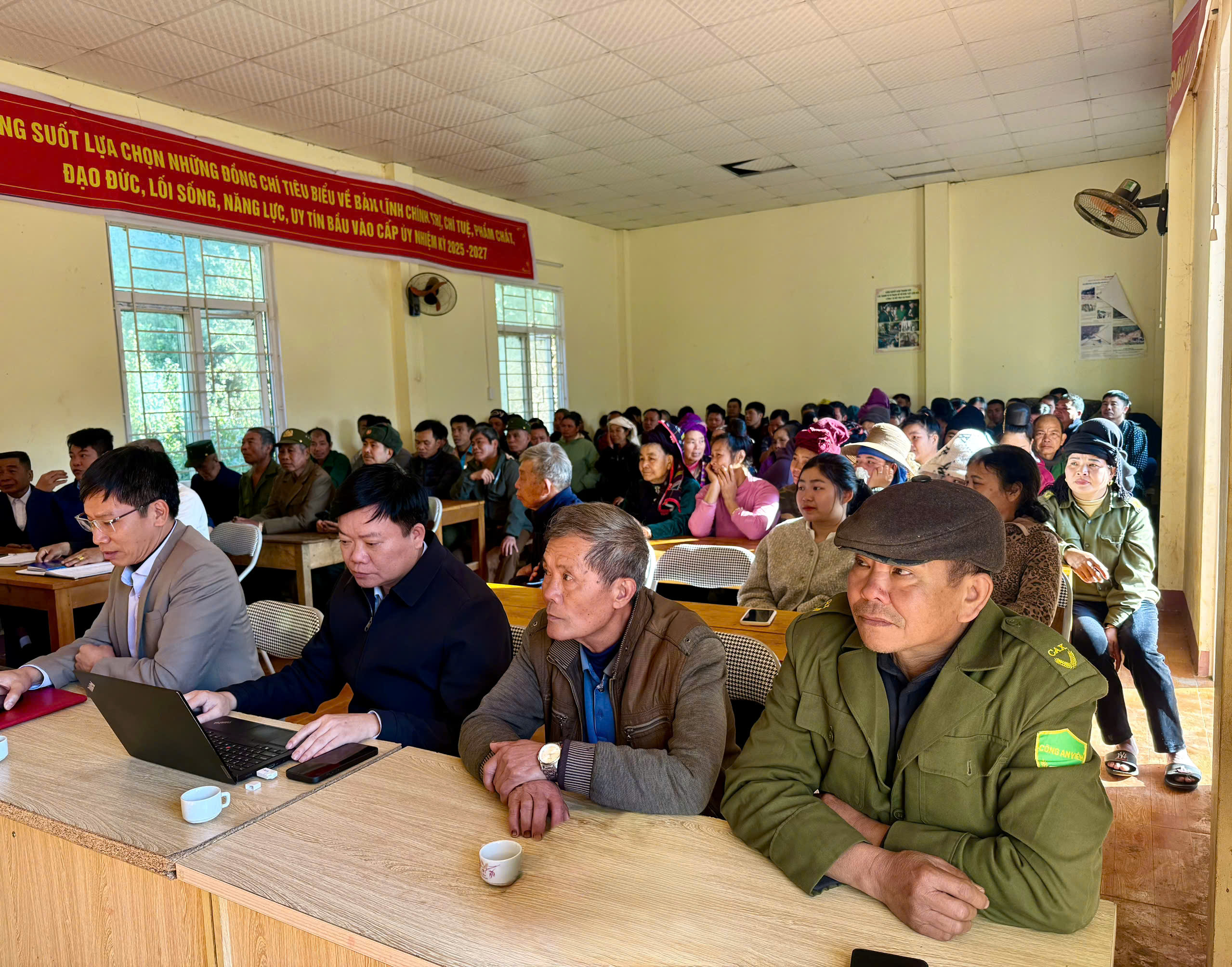 Bản Phương Quỳnh, xã Yên Sơn giới thiệu người ứng cử đại biểu HĐND tỉnh khóa XVI, nhiệm kỳ 2026-2031