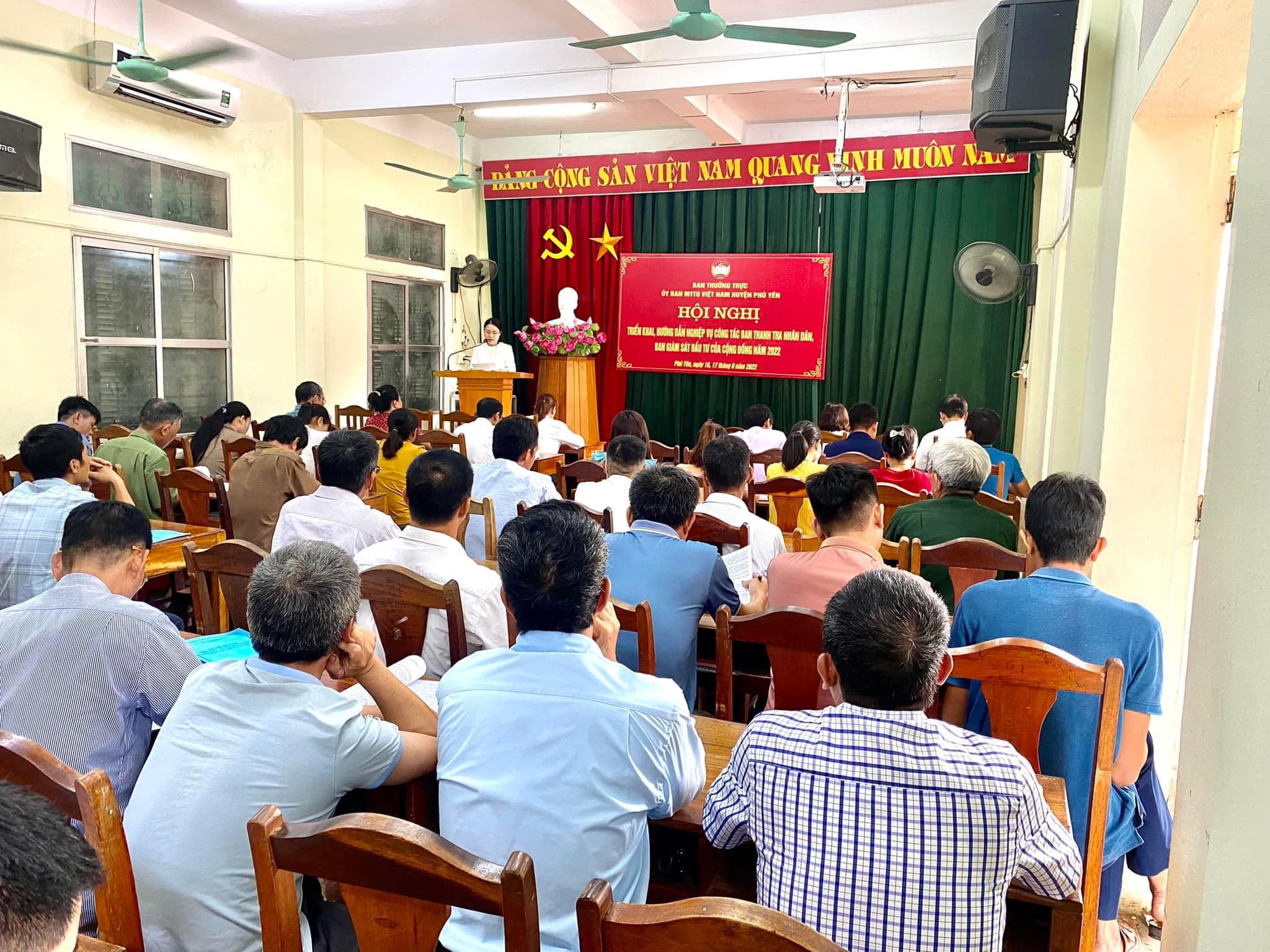 UỶ BAN MTTQ HUYỆN PHÙ YÊN TỔ CHỨC HỘI NGHỊ TRIỂN KHAI, HƯỚNG DẪN NGHIỆP VỤ CÔNG TÁC BAN THANH TRA NHÂN DÂN, BAN GIÁM SÁT ĐẦU TƯ CỦA CỘNG ĐỒNG NĂM 2022